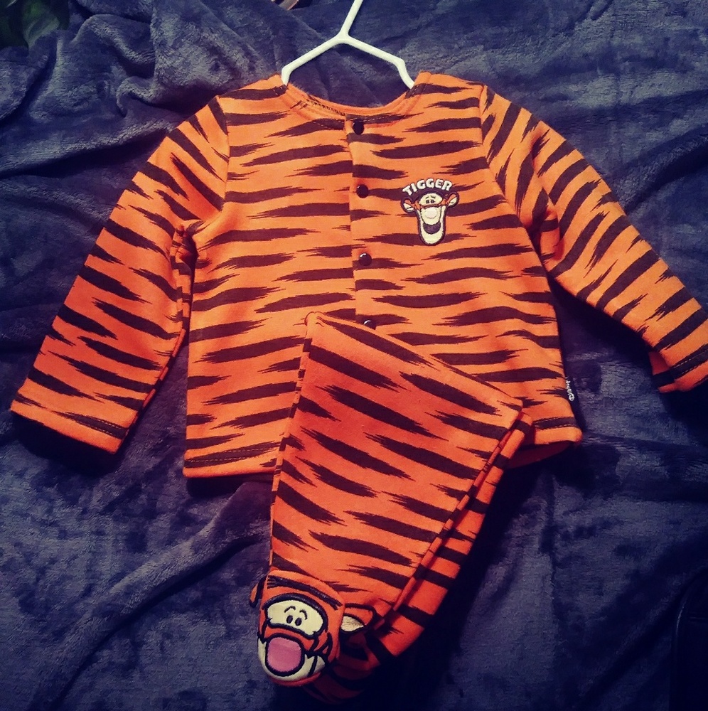 Tigger Top and Bottom PJs